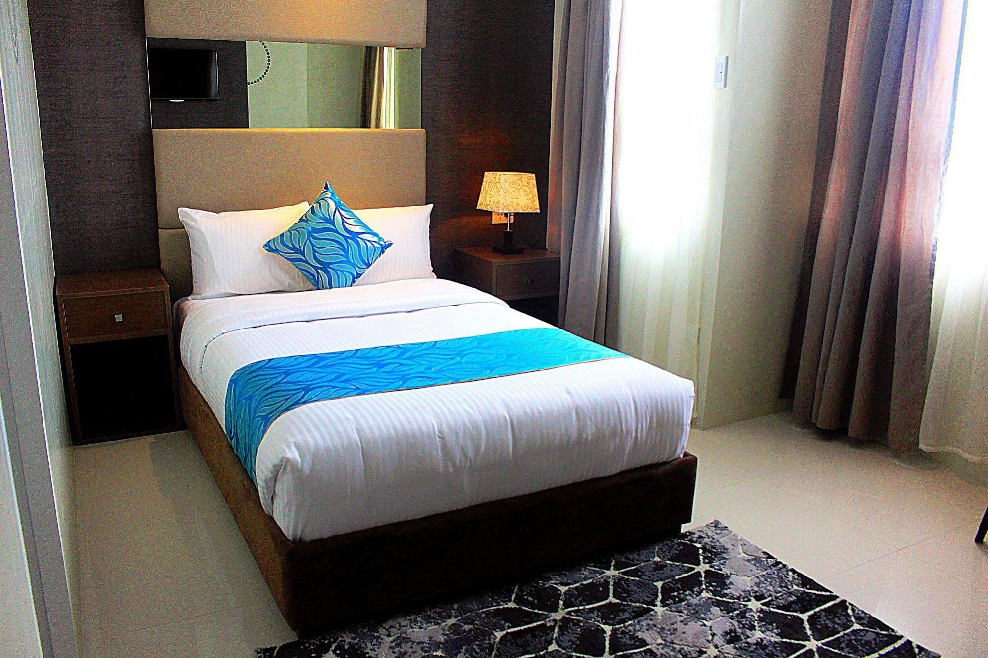 Hotel Estrella Tacloban Exterior photo